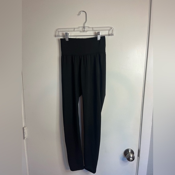 POL Pants - POL Black Leggings Size small 🖤